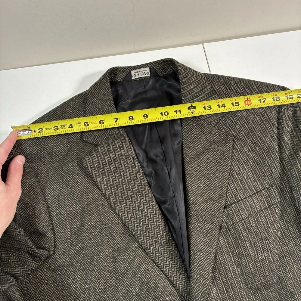 Jos A‎ Bank Silk Wool Blazer 42R Green Herringbone Sport Coat (Tag 41)